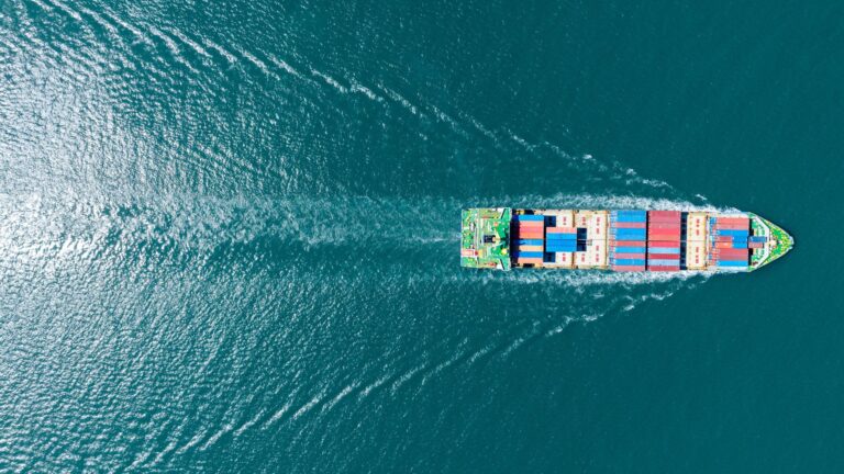 ekspedisi cargo laut